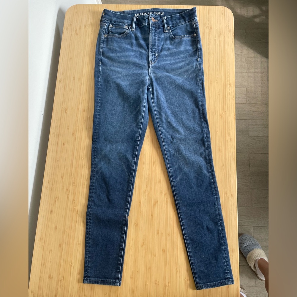 American Eagle Super High Rise Skinny Jeans